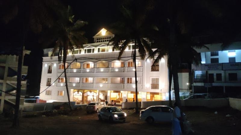 Hotel Seasons Thekkady