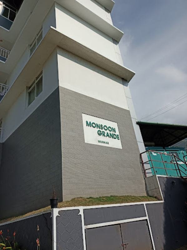 Monsoon Grande
