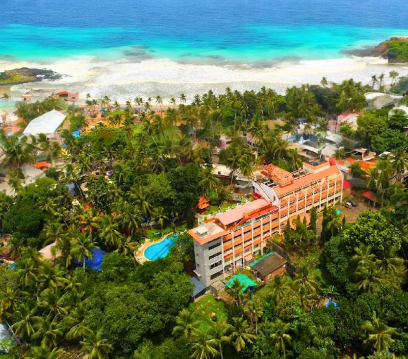 EXPERIENCE KERALA 7 Nights 8 Days Super Deluxe Package 