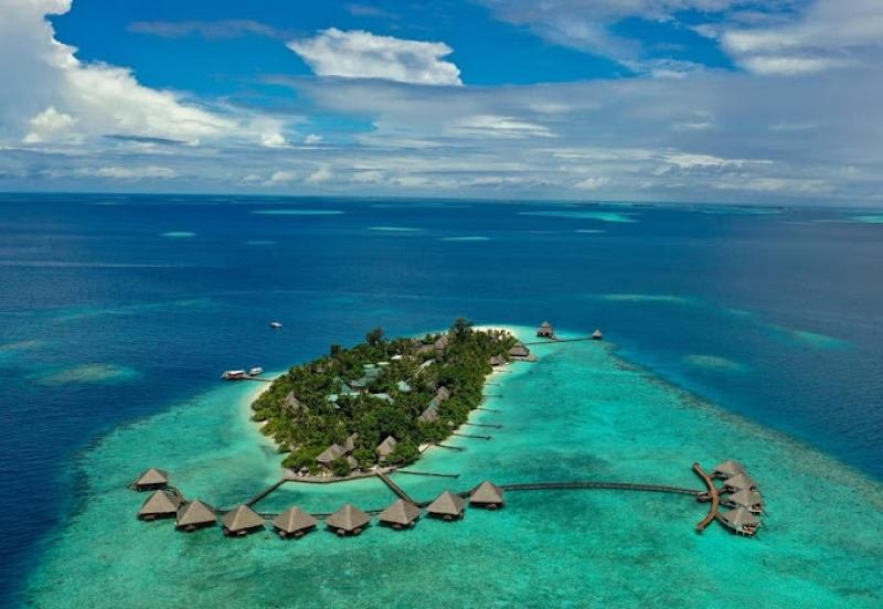 Maldives (03 Nights / 04 Days)